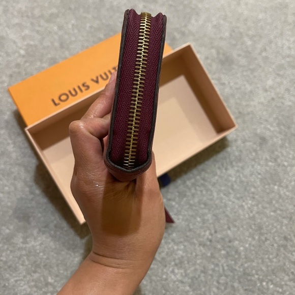 Louis Vuitton Empreinte Wallet 💜 - Picture 6 of 11